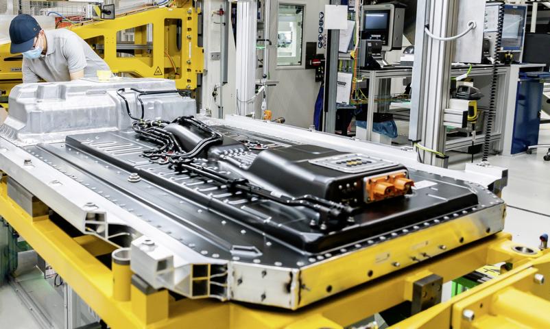 Batteriefertigung fährt nun langsam wieder hoch.